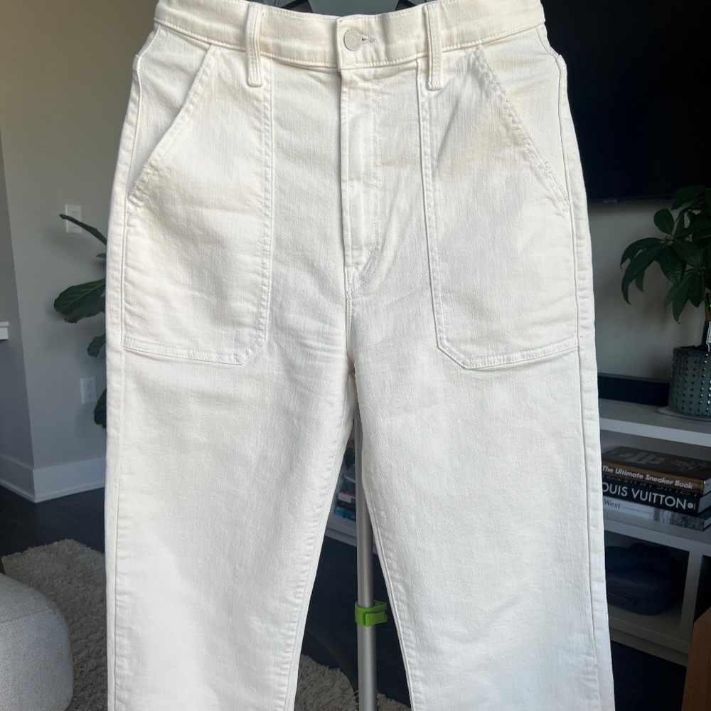 MOTHER Wrapper Patch Springy Ankle Jean in Cream Puffs